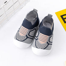 Laden Sie das Bild in den Galerie-Viewer, Rutschfeste Babyschuhsocken