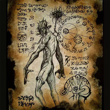 Laden Sie das Bild in den Galerie-Viewer, Necronomicon-Dekoration