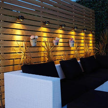 Laden Sie das Bild in den Galerie-Viewer, Solarbetriebene Dachrinnenlicht