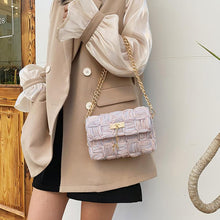 Laden Sie das Bild in den Galerie-Viewer, DIY handgewebte Taschen