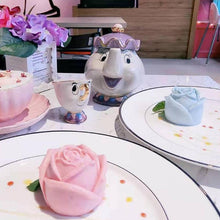 Laden Sie das Bild in den Galerie-Viewer, 🌹3D Silikon Rosenform Eiswürfelform