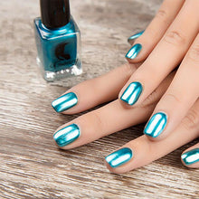 Laden Sie das Bild in den Galerie-Viewer, Glamouröser Spiegel Nagellack