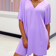 Laden Sie das Bild in den Galerie-Viewer, Batwing Sleeve Top &amp; Short Set mit V-Ausschnitt