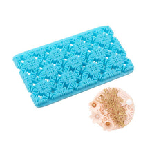 Laden Sie das Bild in den Galerie-Viewer, Fondant-Prägeform