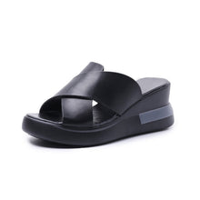 Laden Sie das Bild in den Galerie-Viewer, Plateau Sandalen mit Fischmaul