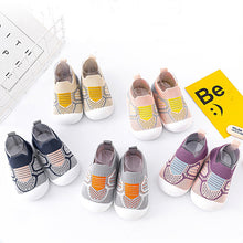 Laden Sie das Bild in den Galerie-Viewer, Rutschfeste Babyschuhsocken