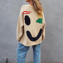 Laden Sie das Bild in den Galerie-Viewer, Lässiger Pullover mit Smiley-Muster