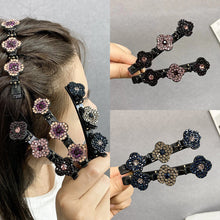 Laden Sie das Bild in den Galerie-Viewer, Haarspange mit Kristallblume
