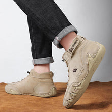 Laden Sie das Bild in den Galerie-Viewer, (🔥Schlussverkauf🔥)Modische einfarbige Martin-Stiefel