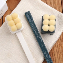 Laden Sie das Bild in den Galerie-Viewer, Mehrzweck-Badebürste mit langem Griff