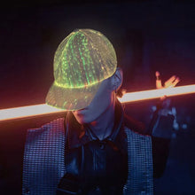 Laden Sie das Bild in den Galerie-Viewer, Fluoreszierende Baseballmütze aus Faseroptik