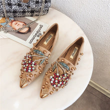 Laden Sie das Bild in den Galerie-Viewer, 🎉 Sommer-Special 🎉Kirsche Strass Nietenschuhe