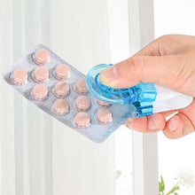Laden Sie das Bild in den Galerie-Viewer, Mimi Tragbare Pillendose