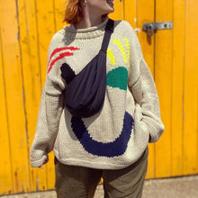 Laden Sie das Bild in den Galerie-Viewer, Lässiger Pullover mit Smiley-Muster