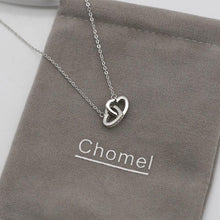 Laden Sie das Bild in den Galerie-Viewer, Verriegelte Herzen 3D-Halskette