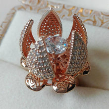 Laden Sie das Bild in den Galerie-Viewer, Einstellbarer Blumen Ring