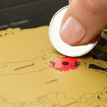 Laden Sie das Bild in den Galerie-Viewer, Mini Kratzbare Weltkarte