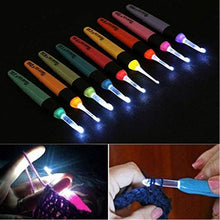 Laden Sie das Bild in den Galerie-Viewer, LED Licht Häkelnadeln (9 Stücke)