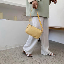 Laden Sie das Bild in den Galerie-Viewer, Krokodil kleine quadratische Tasche