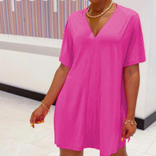 Laden Sie das Bild in den Galerie-Viewer, Batwing Sleeve Top &amp; Short Set mit V-Ausschnitt