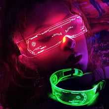 Laden Sie das Bild in den Galerie-Viewer, Bunte leuchtende Gläser