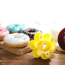 Laden Sie das Bild in den Galerie-Viewer, Donut Form, 4- Set