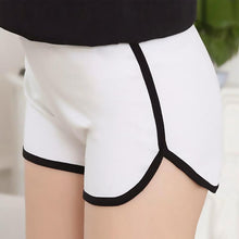 Laden Sie das Bild in den Galerie-Viewer, Frauen Sport Shorts