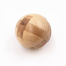 Laden Sie das Bild in den Galerie-Viewer, Holz Kong Ming Lock Spielzeug