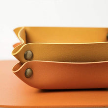Laden Sie das Bild in den Galerie-Viewer, Kunstleder Schmuck Tablett Nachttisch Organizer
