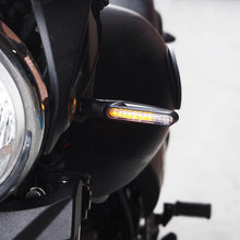 Laden Sie das Bild in den Galerie-Viewer, Universelle LED Motorrad Blinker Beleuchtung, 2 Stücke