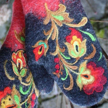 Laden Sie das Bild in den Galerie-Viewer, Weihnachten Blumenstick- Handschuhe