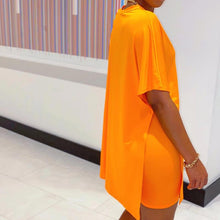 Laden Sie das Bild in den Galerie-Viewer, Batwing Sleeve Top &amp; Short Set mit V-Ausschnitt