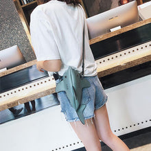 Laden Sie das Bild in den Galerie-Viewer, Kleine Hai-Umhängetasche