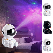 Laden Sie das Bild in den Galerie-Viewer, Sternenhimmel-Projektionslampe In Astronautenform