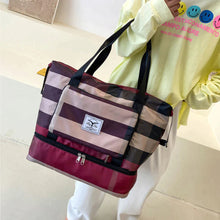 Laden Sie das Bild in den Galerie-Viewer, Karierte Reisetasche mit großem Fassungsvermögen