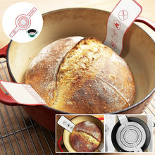 Laden Sie das Bild in den Galerie-Viewer, Speziell ausgewähltes Platin-Silikon - Backmatte für Dutch Oven